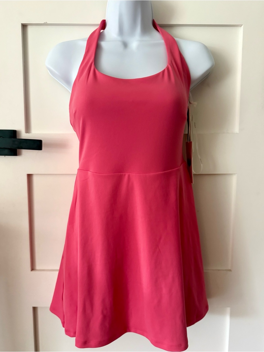 Vuori Sunset Pink Tiebreak Halter Yoga Tennis Workout Dress Small NWT